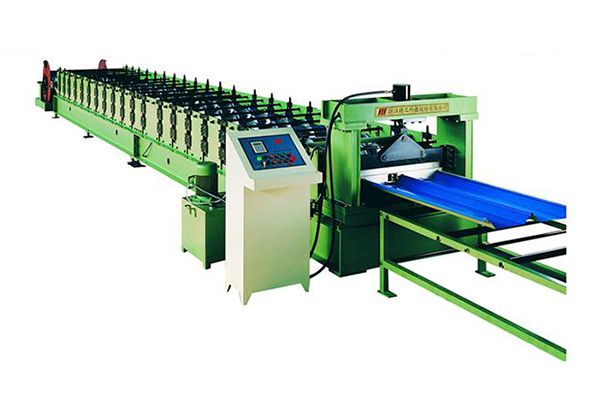 Roll Forming Machine